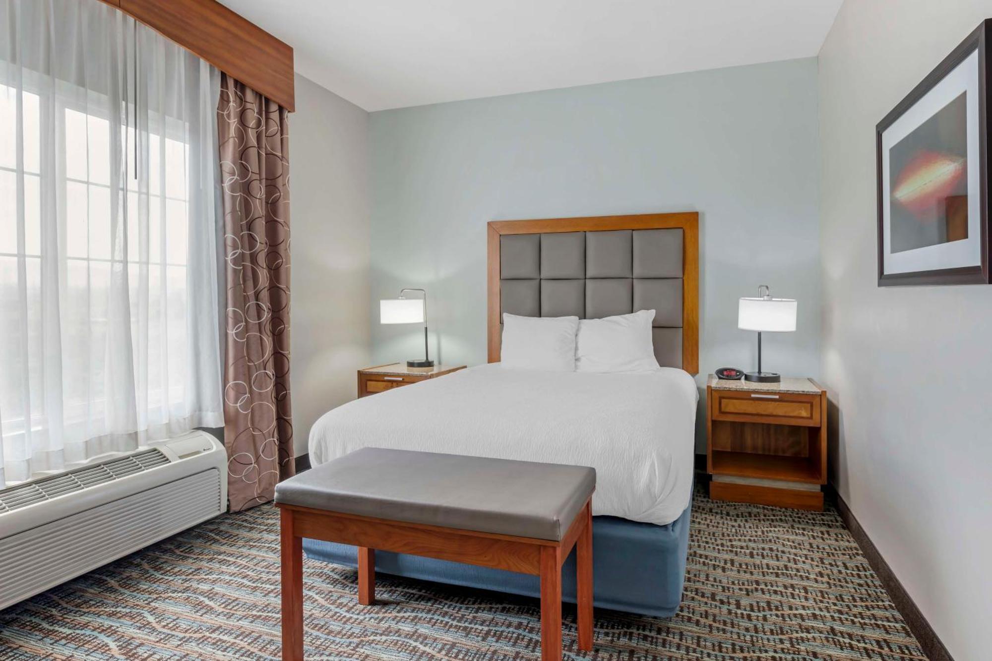 Best Western Plus Peppertree Inn At Omak Ngoại thất bức ảnh