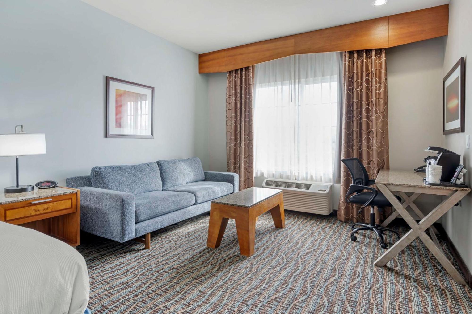 Best Western Plus Peppertree Inn At Omak Ngoại thất bức ảnh